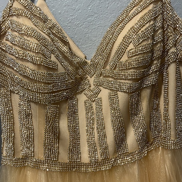 Vestido para fiesta color dorado Sz L - Picture 5 of 7